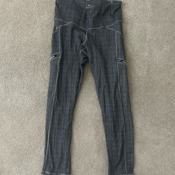 Athleta cropped grey running leggings - Picture 8 of 9